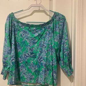 Beautiful Lilly off shoulder top.